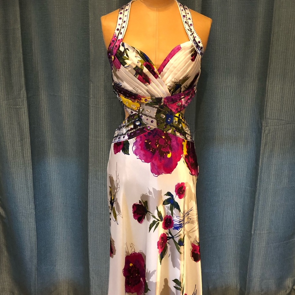 Gorgeous Floral Dress